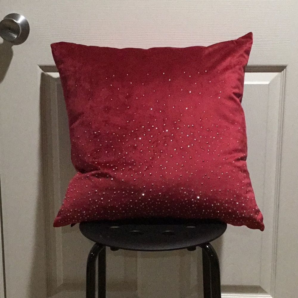 Millihome Large 19” Square Pillow - OS